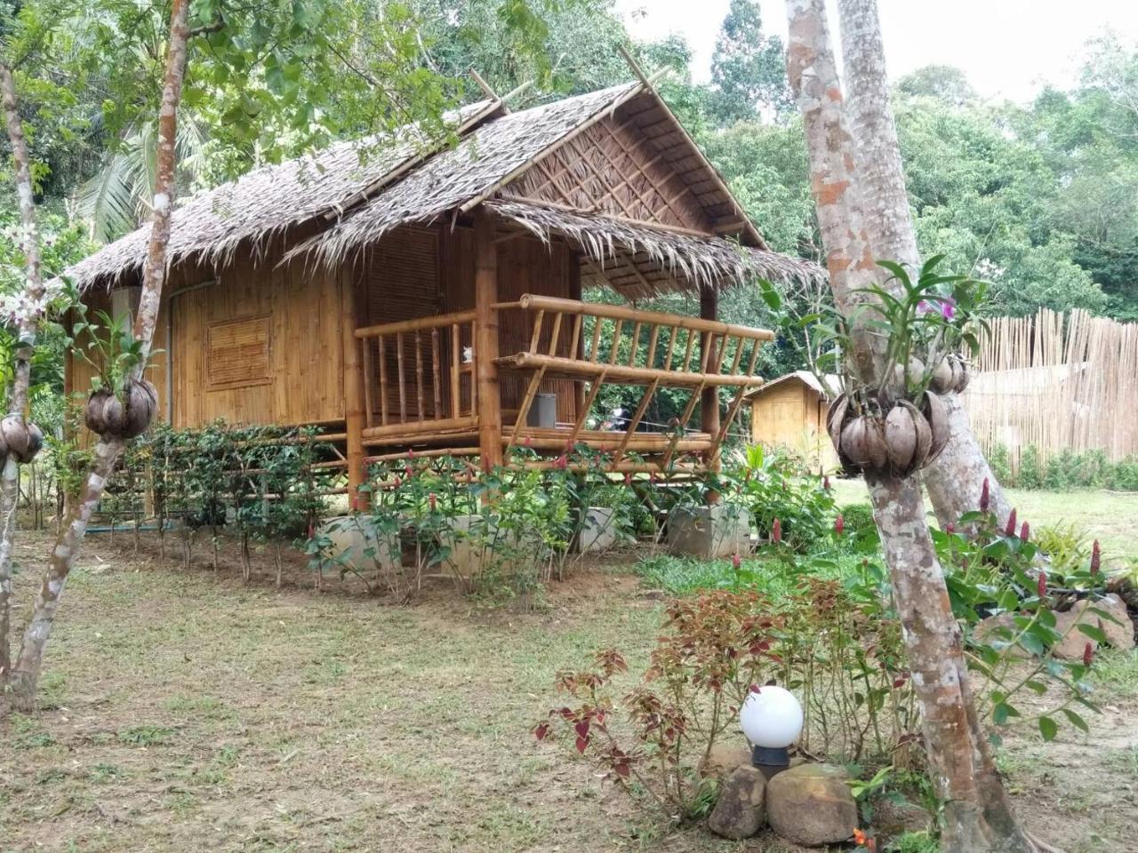 Baan Kon Kan Resort Ko Kut ภายนอก รูปภาพ
